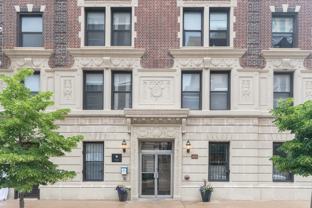 426 W. Surf - Photo 1 of 1