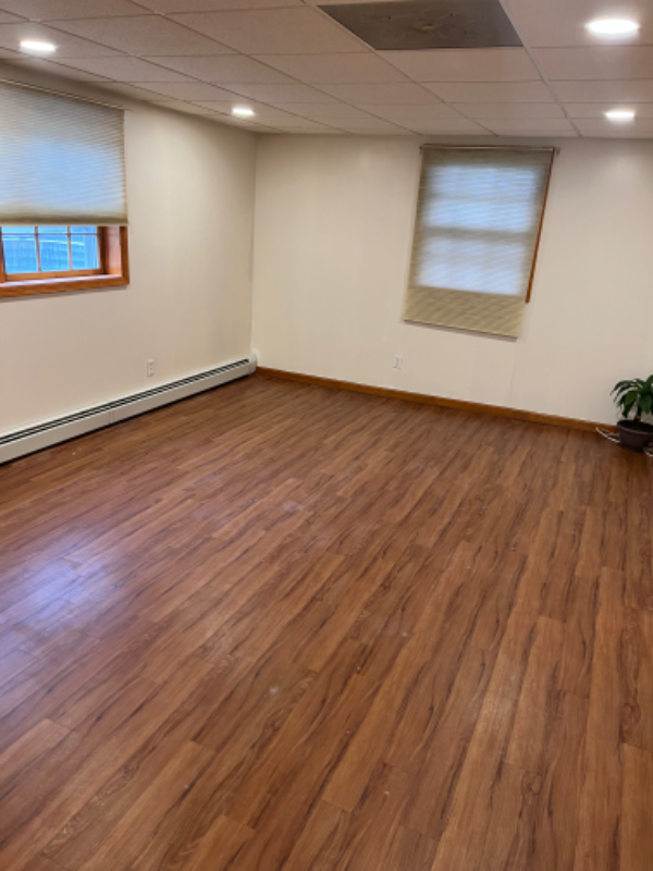 9 Bayview Dr #1 - Photo 2 of 10