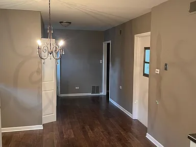11918 S 71st Ct - Photo 2 of 13