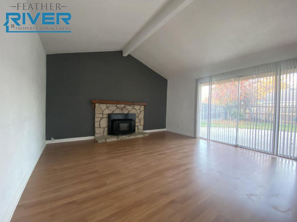 1255 Johnson Ave - Photo 3 of 10