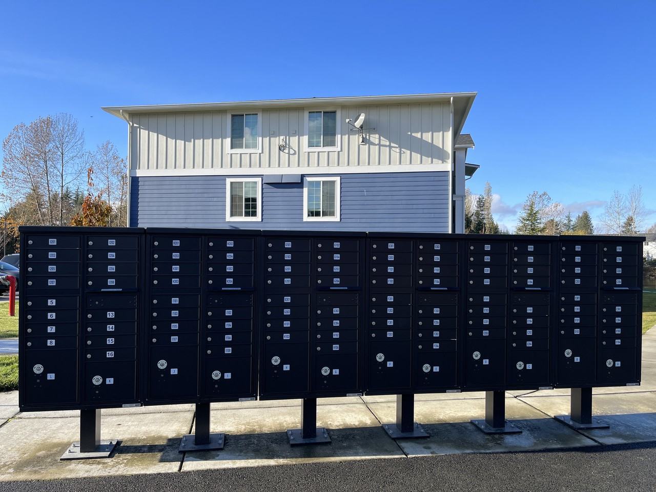 The Lake Apartments - Photo 7 of 8