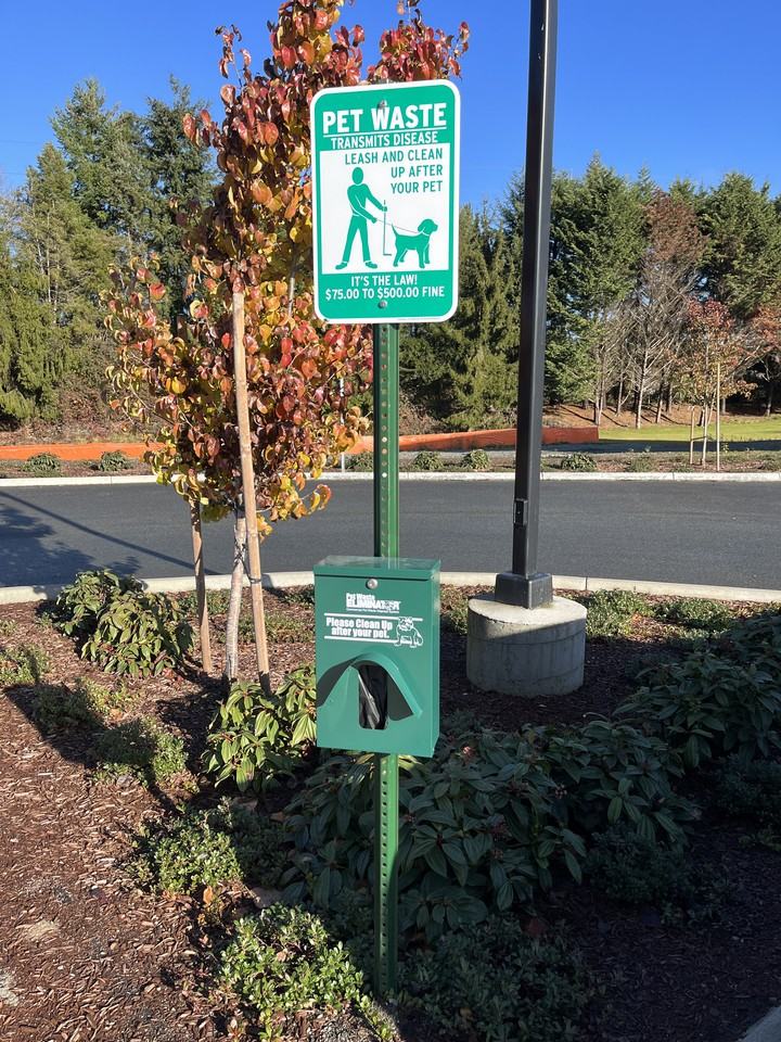 The Lake Apartments - Photo 6 of 8