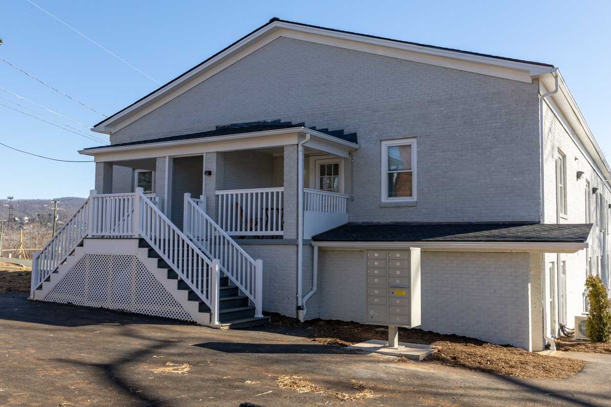 Venice Properties Studio Apartments - Photo 7 of 14