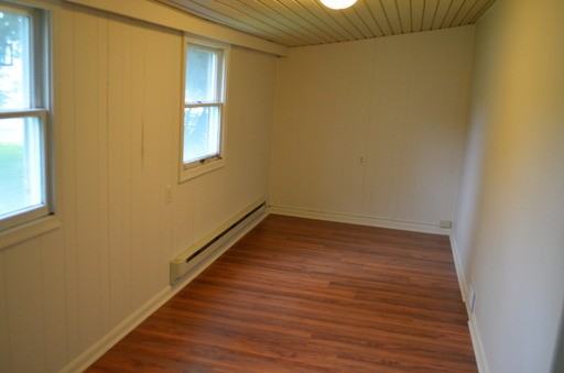 4035 Brownton Rd - Photo 2 of 9