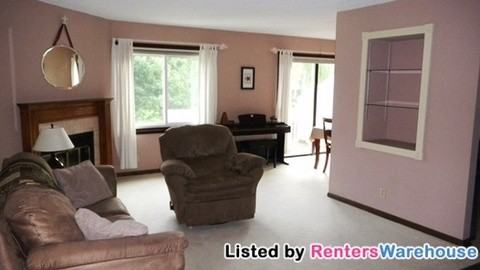 995 Greenhaven Dr - Photo 2 of 10