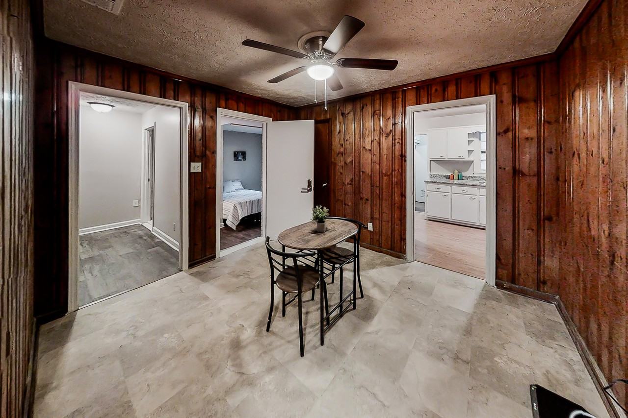 Scott Dr - Photo 2 of 13