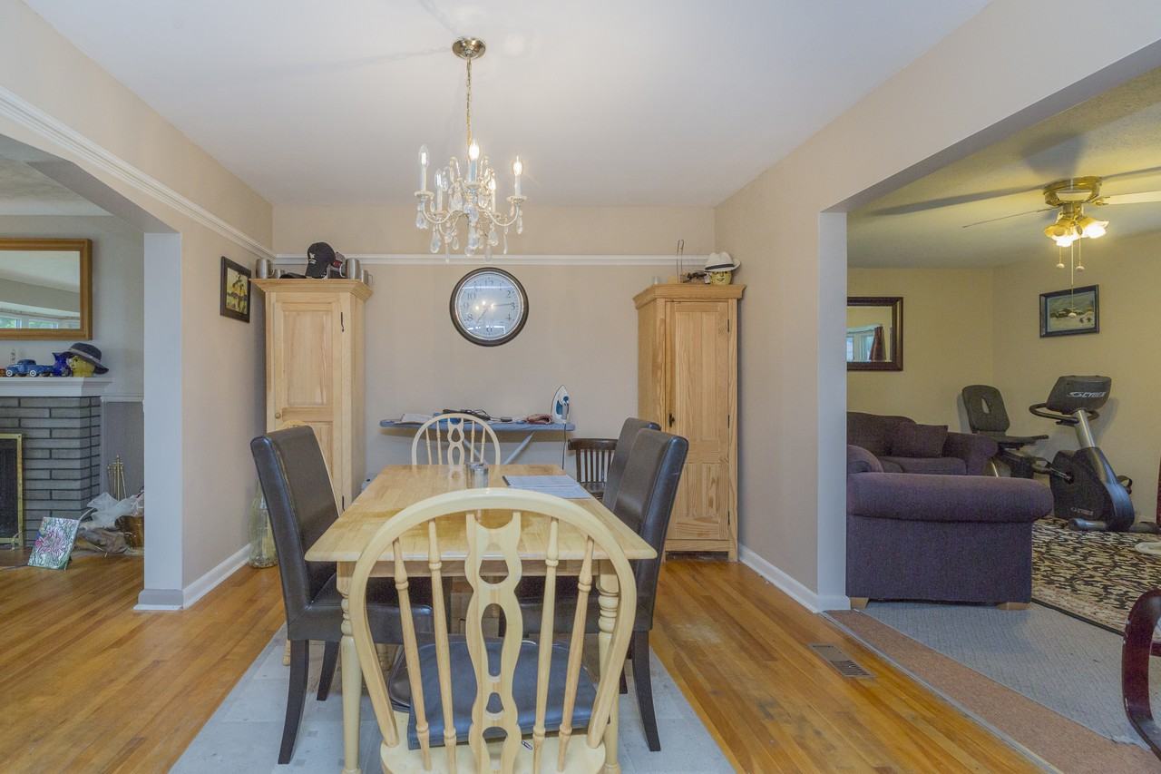 2199 BelAir Drive, Ottawa, ON K2C 0X2 Room for 800/month Zumper