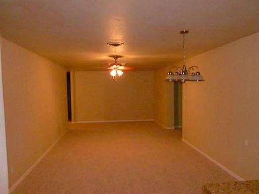 405 Ridgecrest Dr - Photo 3 of 13