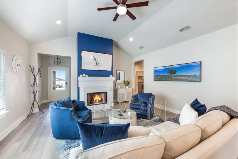 1004 Fulton Avenue - Photo 2 of 13