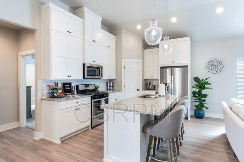 1004 Fulton Avenue - Photo 4 of 13