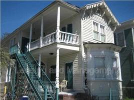 featured image of 208 Calhoun St #B