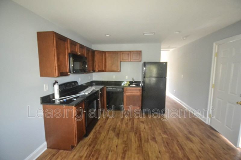 16 Cannon St #202 - Photo 3 of 6