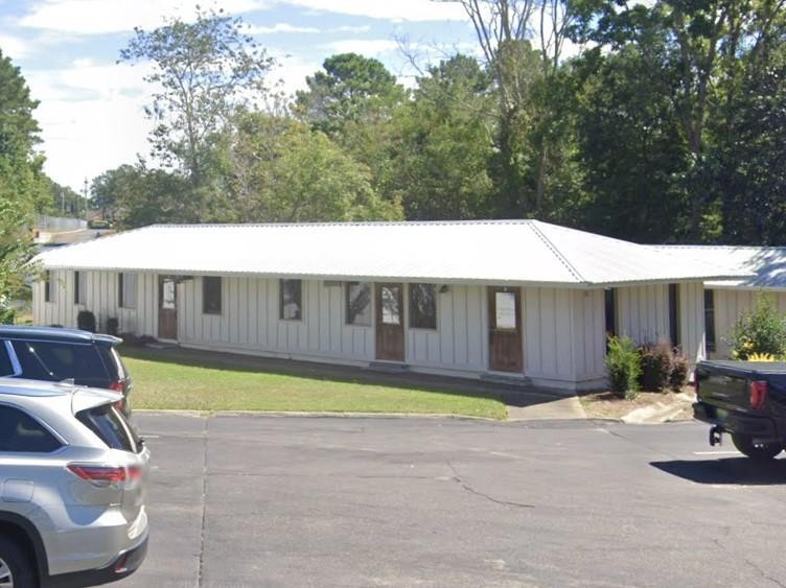 857 Honeysuckle Rd, Dothan, AL 36305 Studio Apartment for 650/month Zumper