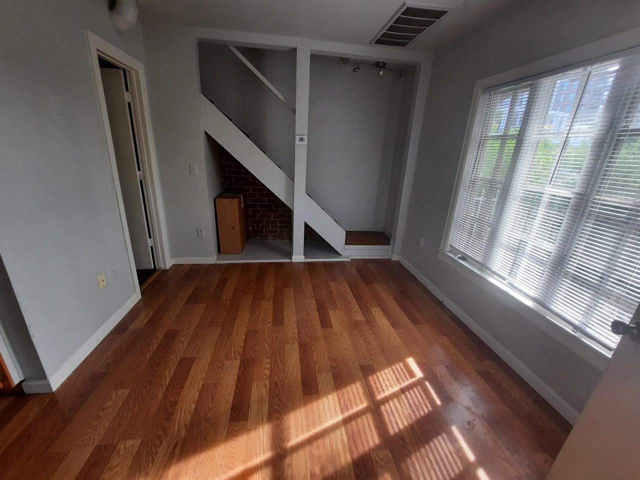 510 W Fillmore St #02 - Photo 2 of 32
