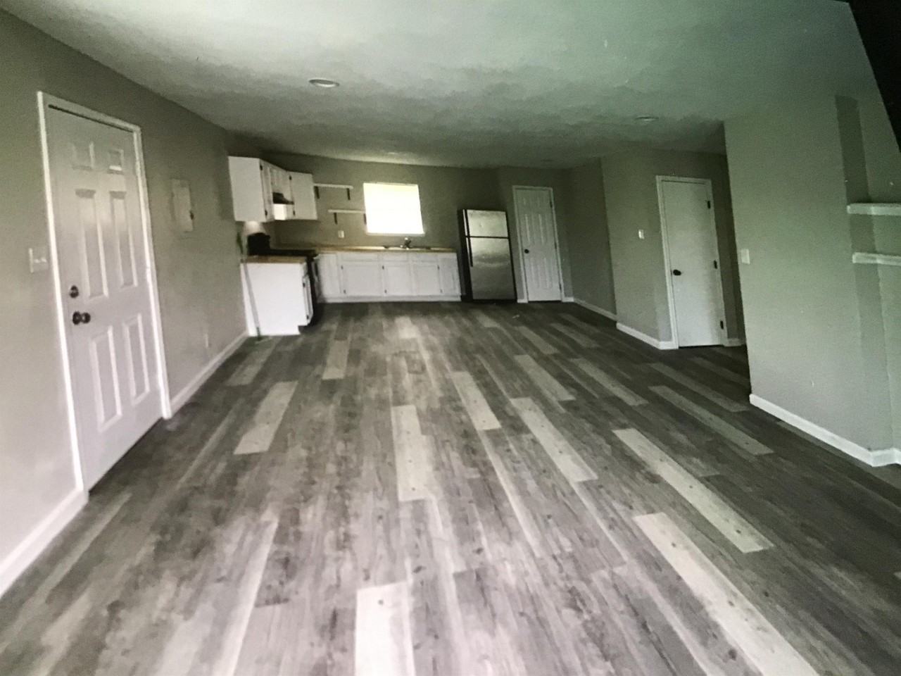 738 Nw 36th St #2 - Photo 6 of 13