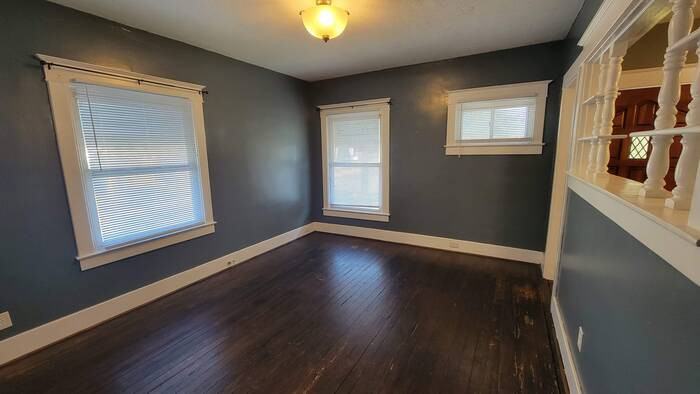 2100 S Shelby St - Photo 3 of 14