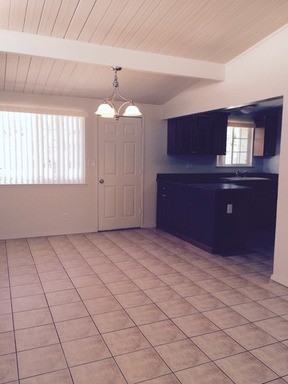 1624 Longview St - Photo 3 of 8