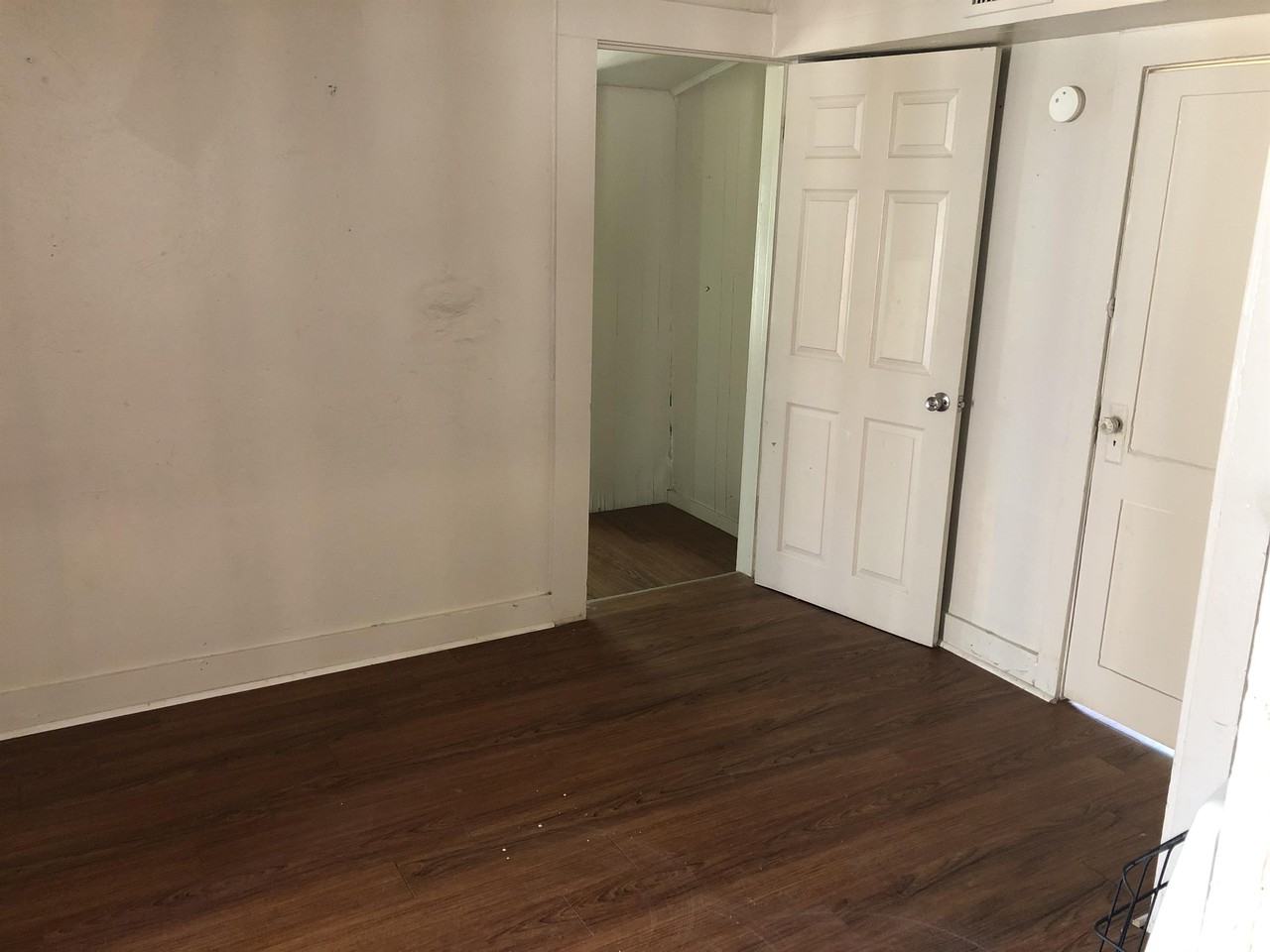 2709 2709 Lee AvenueApt B #B - Photo 4 of 6