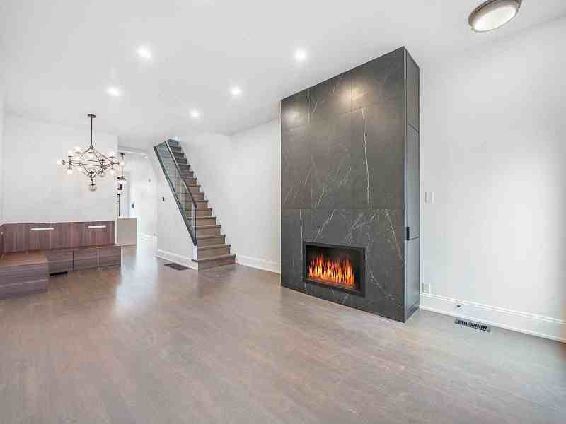 32 Lewis Street - Photo 3 of 25