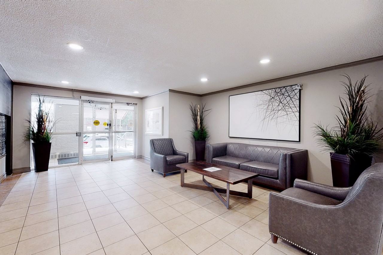 Adelaide Tower I, II, III - Photo 2 of 8