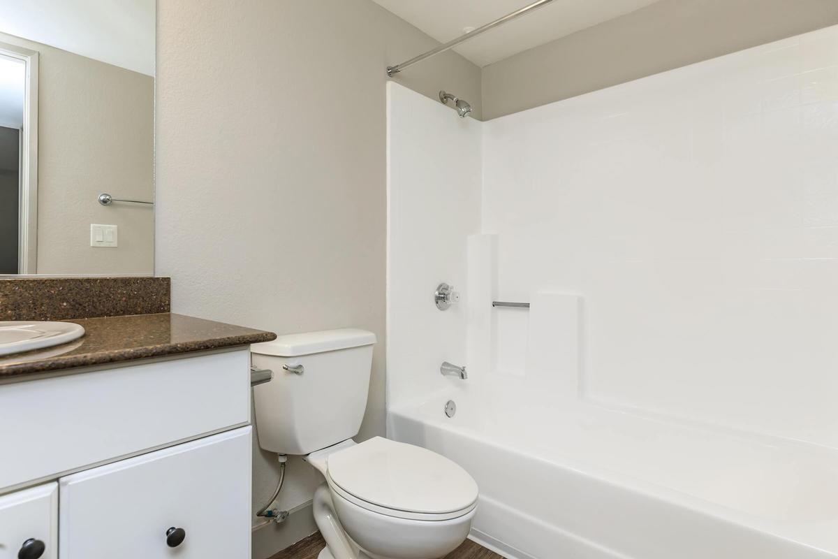 8201 E Blackwillow Cir - Photo 2 of 3