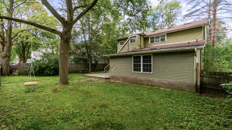 607 South University Avenue - Photo 3 of 19