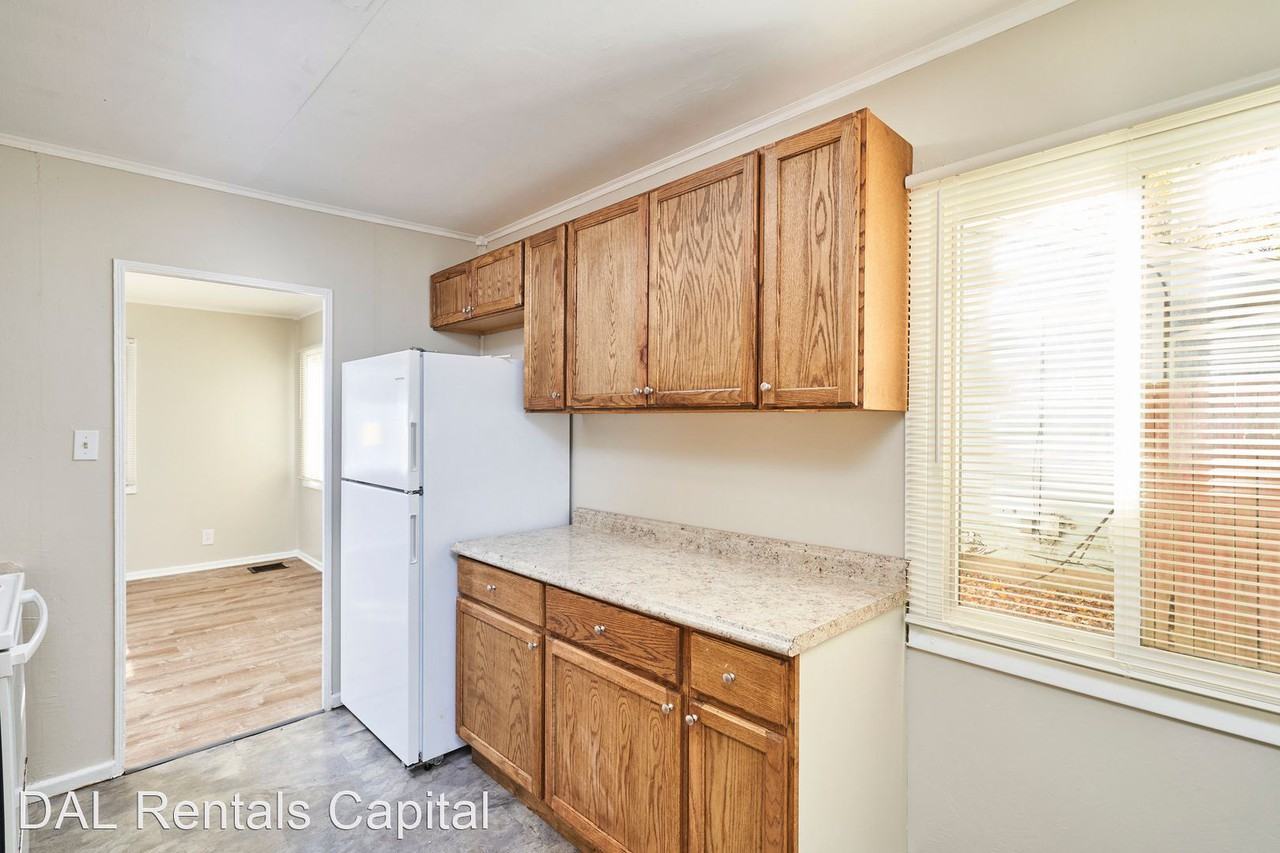 1596 Delba St - Photo 3 of 17