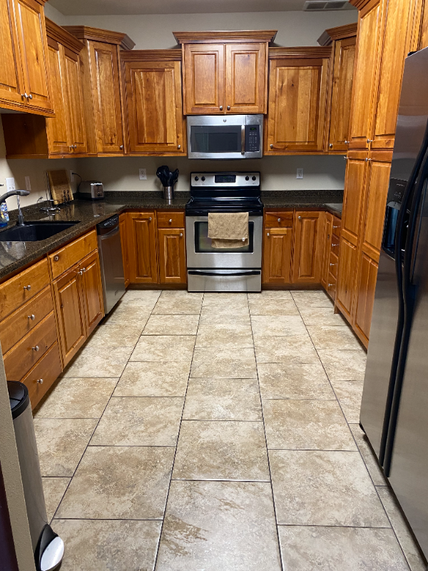 2560 Woodhill Way #5 - Photo 3 of 5