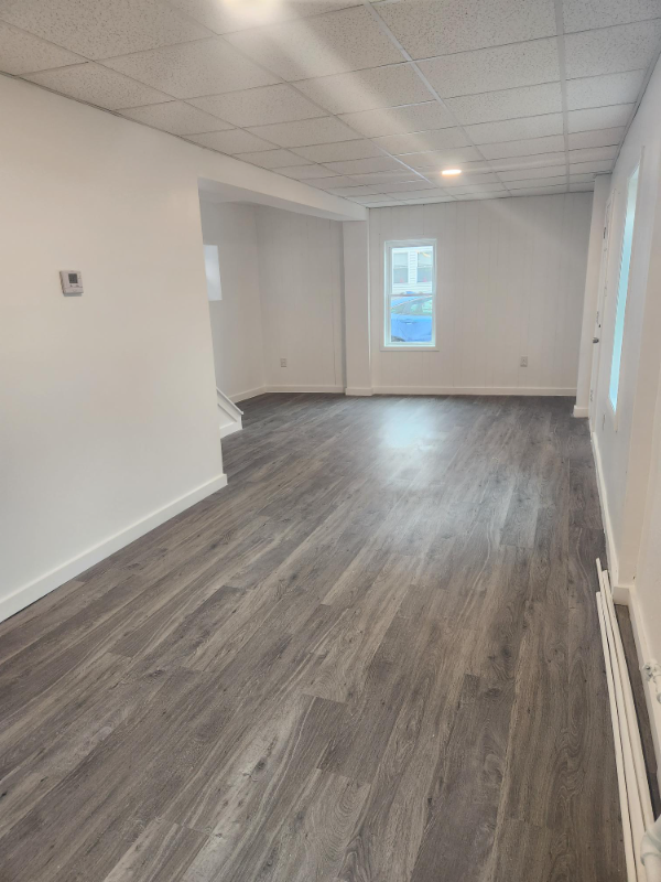 940 Orchard St - Photo 2 of 32