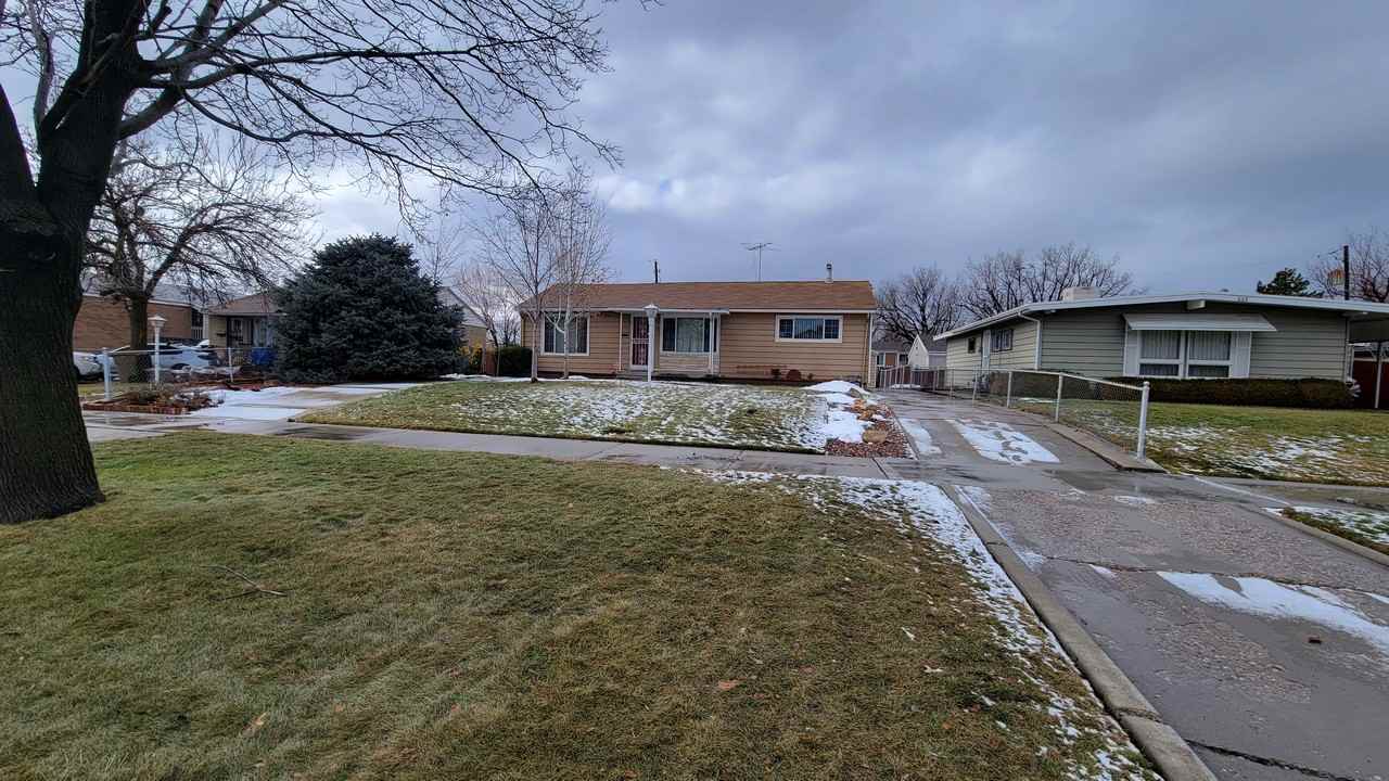 659 N 800 W, Salt Lake City, UT 84116 1 Bedroom House for 800/month