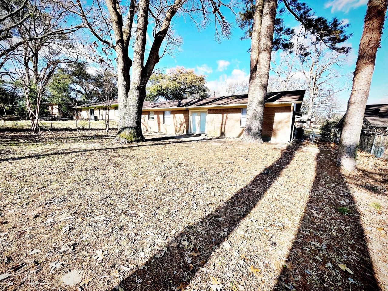 2823 Amy Ln #1 - Photo 5 of 50