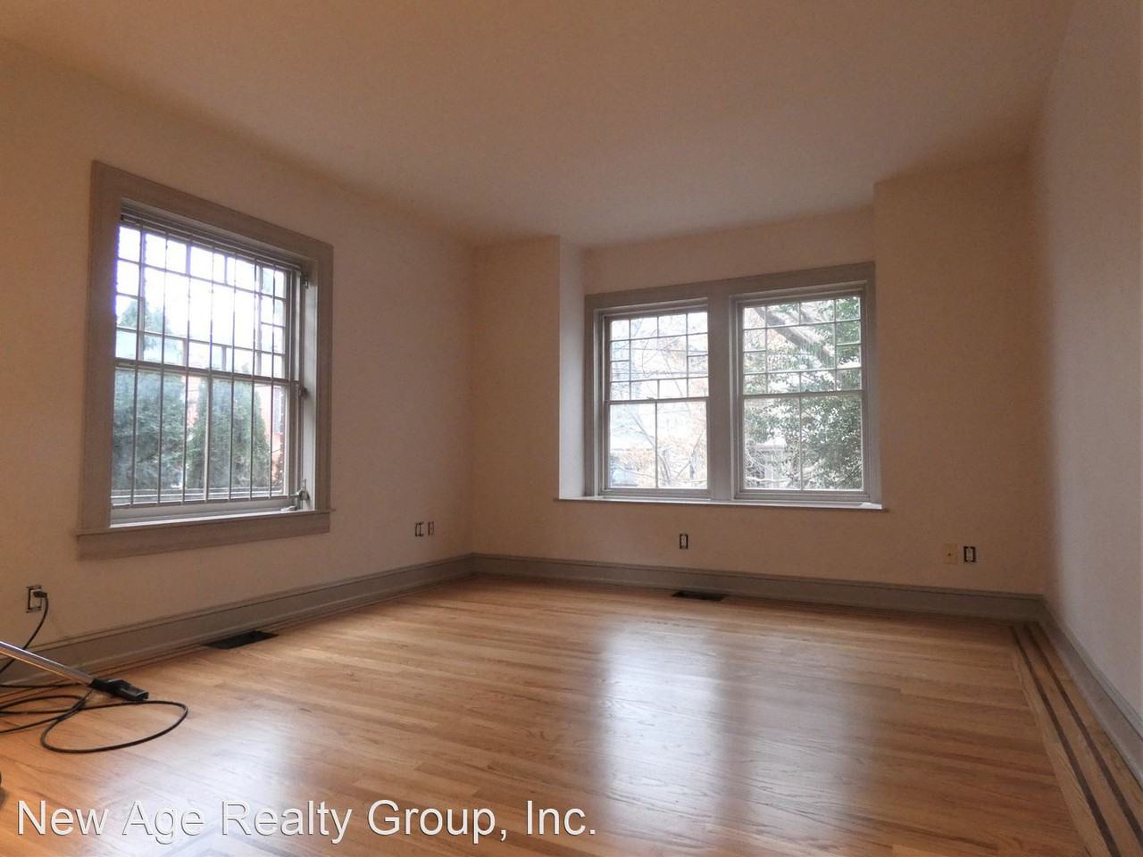 412 Apartments - Photo 3 of 11