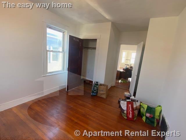 59 Conwell Ave #3 - Photo 5 of 9