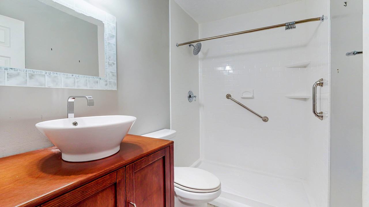 Kimlie Cv - Photo 4 of 11