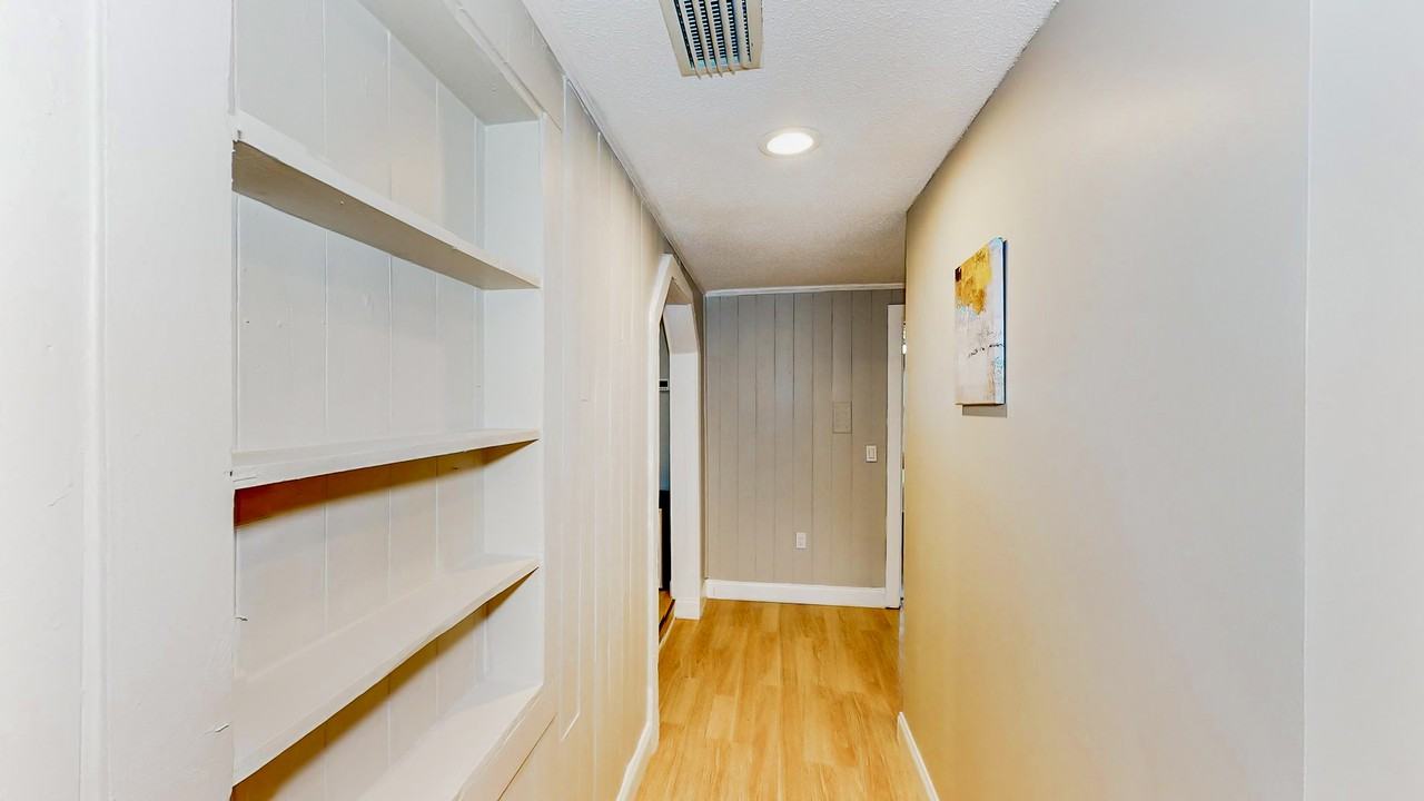 E Fern St - Photo 7 of 23