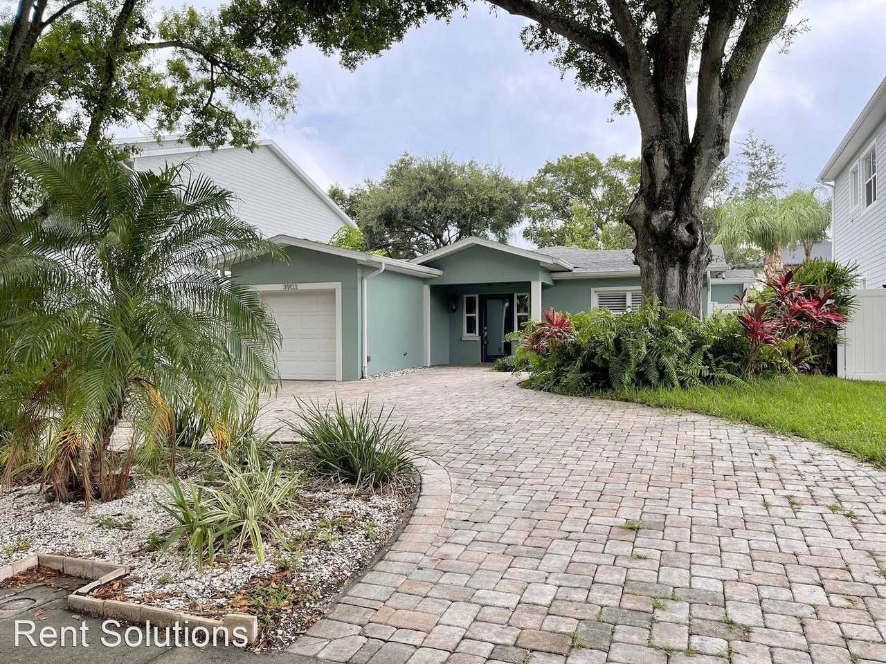 3903 W Corona St - Photo 2 of 26
