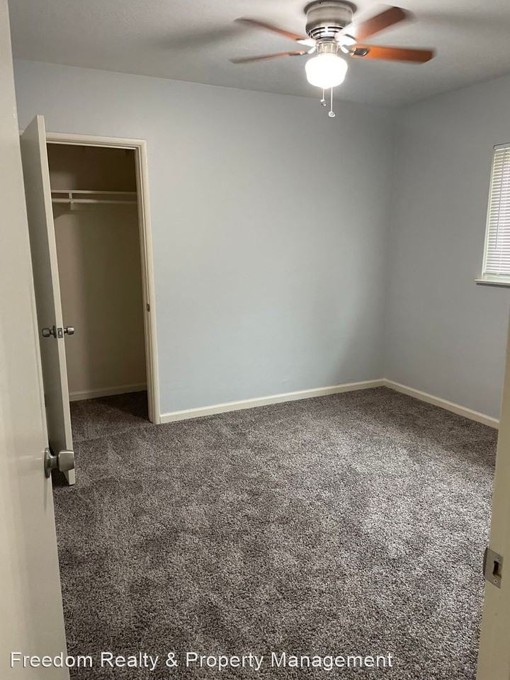 613 Sanford Dr - Photo 2 of 12