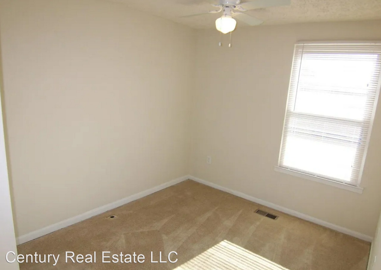 9 Hyacinth Rd - Photo 2 of 12