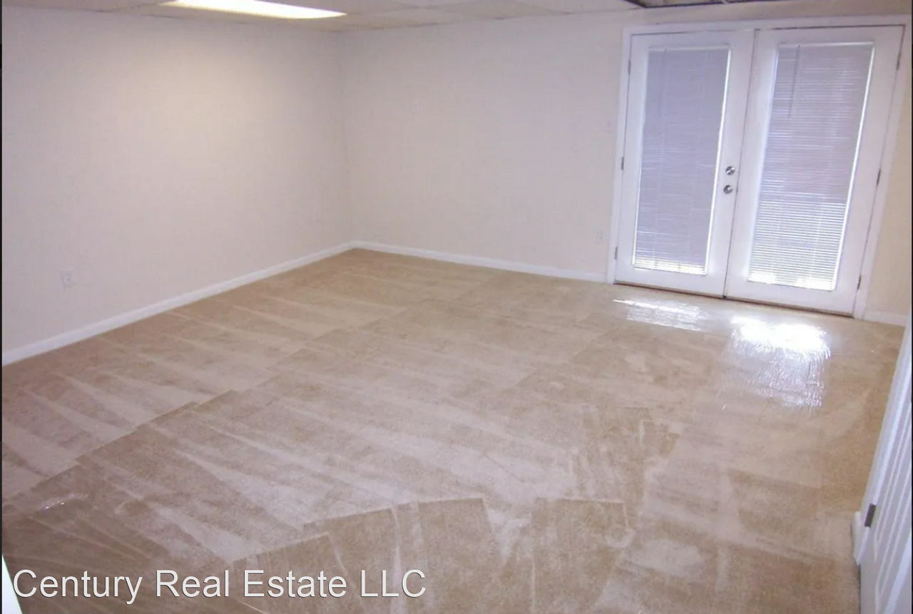 9 Hyacinth Rd - Photo 3 of 12