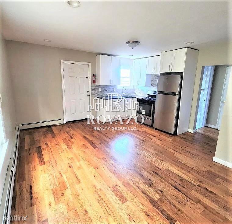 8 Rowland St - Photo 2 of 7