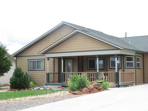 1581 Balsam St - Photo 3 of 4