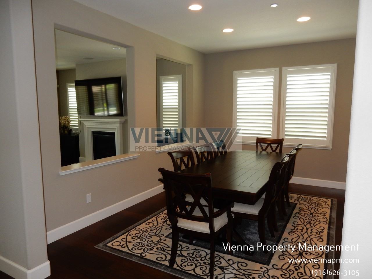 5635 Saratoga Cir - Photo 3 of 31