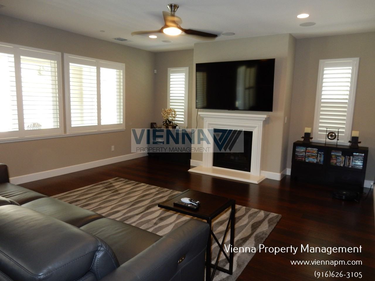 5635 Saratoga Cir - Photo 5 of 31