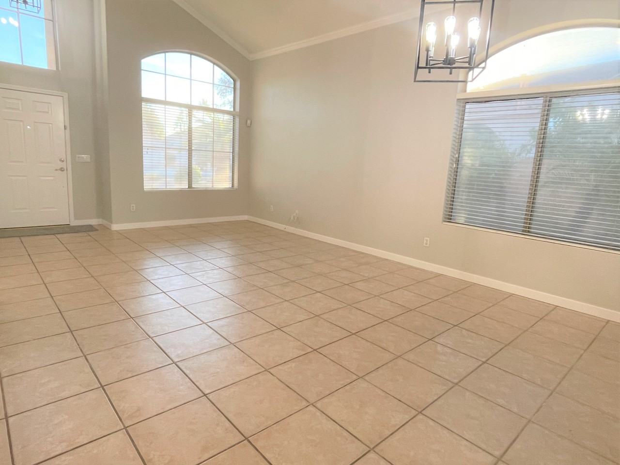 1272 W Swan Ct - Photo 2 of 27
