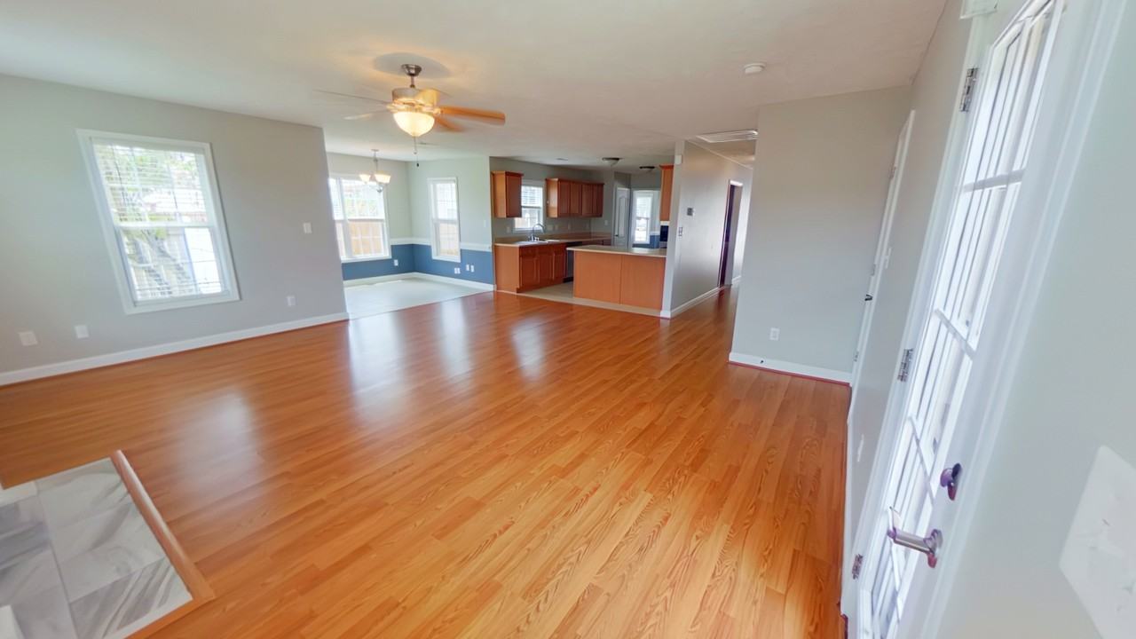 622 Thorncliff Dr #1 - Photo 4 of 46