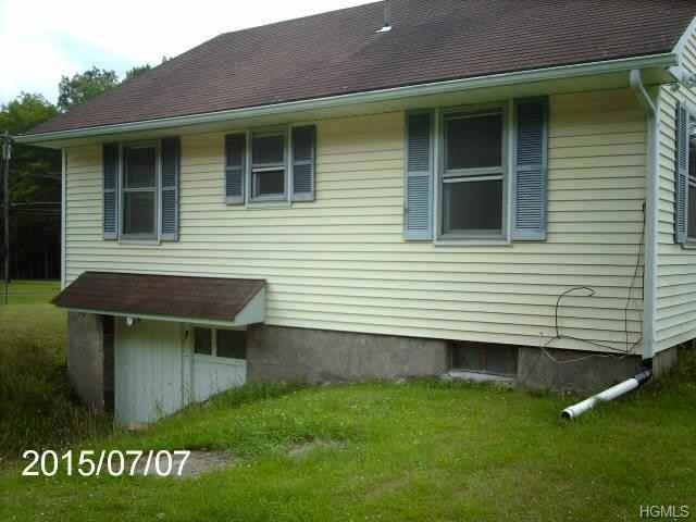 153 Ogden Rd - Photo 3 of 12