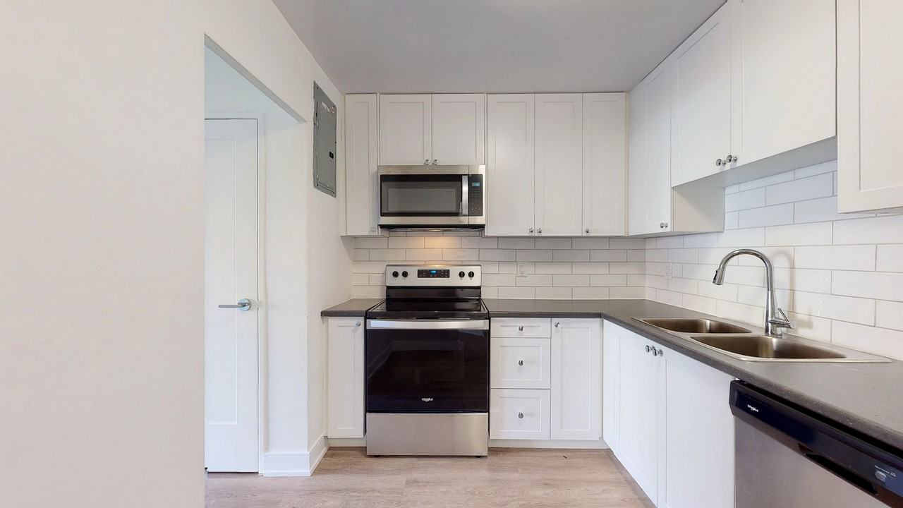 The Alleghany Apartments - Photo 3 of 9