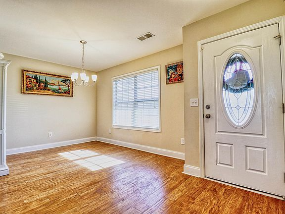 273 Sandy Valley Ct - Photo 2 of 11