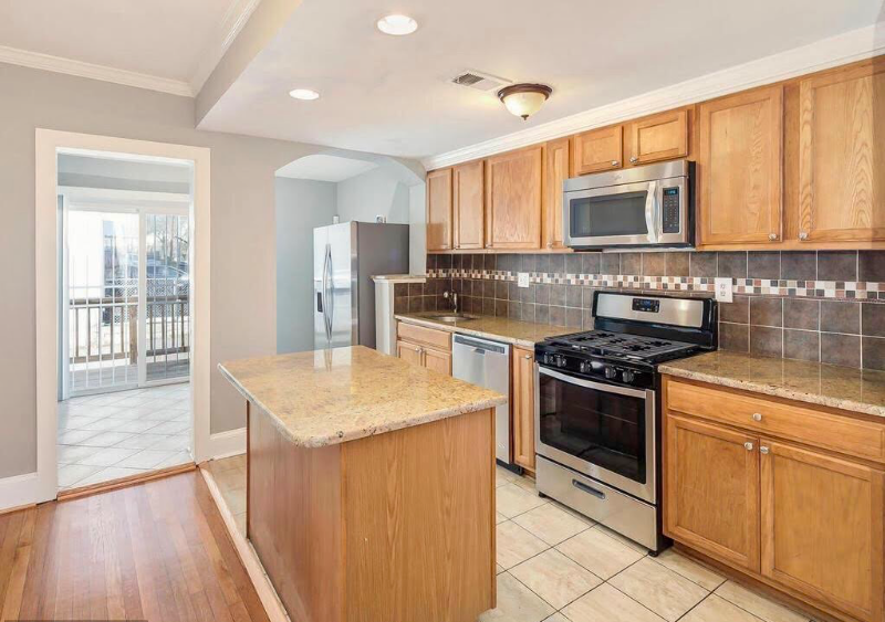 1401 Trinidad Avenue Northeast - Photo 4 of 13