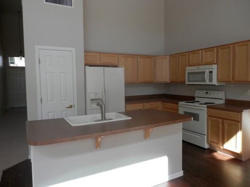 7461 Crimson Ridge Dr - Photo 3 of 19